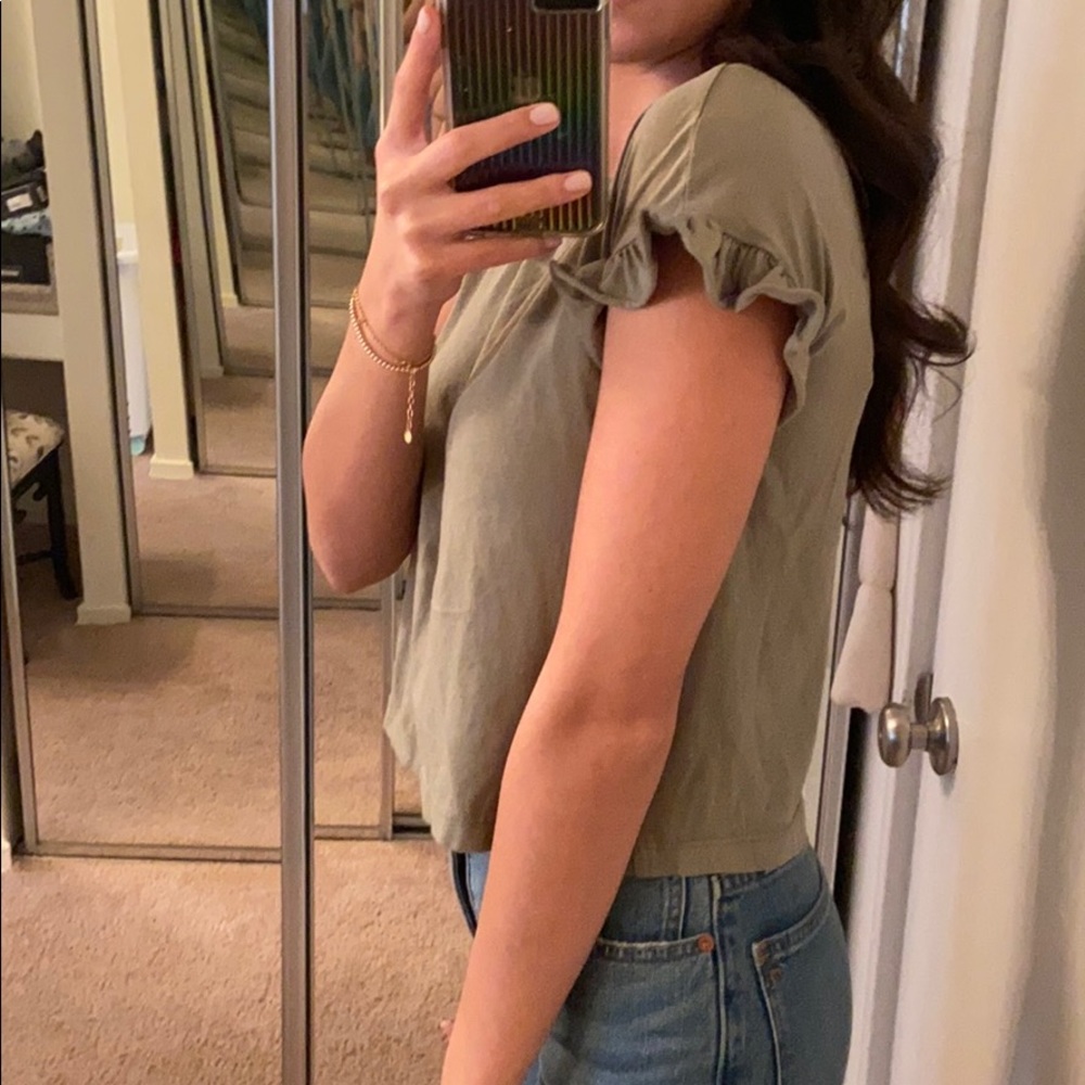 ZARA- Ruffle Top - Picture 2 of 3